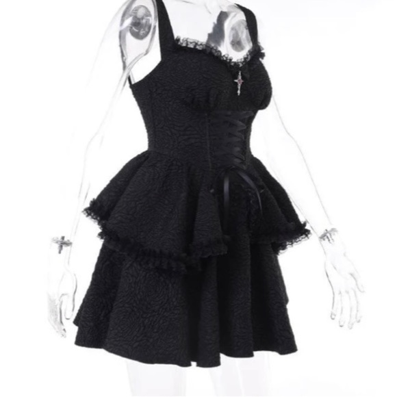 LIKE NEW✨woman black dress vintage sleeve sweetheart dress panel🩸✨ size L♥️ - Picture 5 of 11